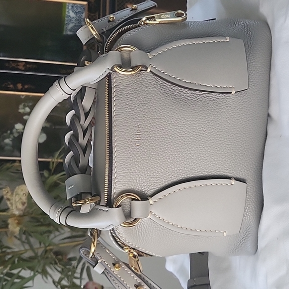 COPY - Chloe Daria Small handbag in Gray leather - Picture 1 of 16